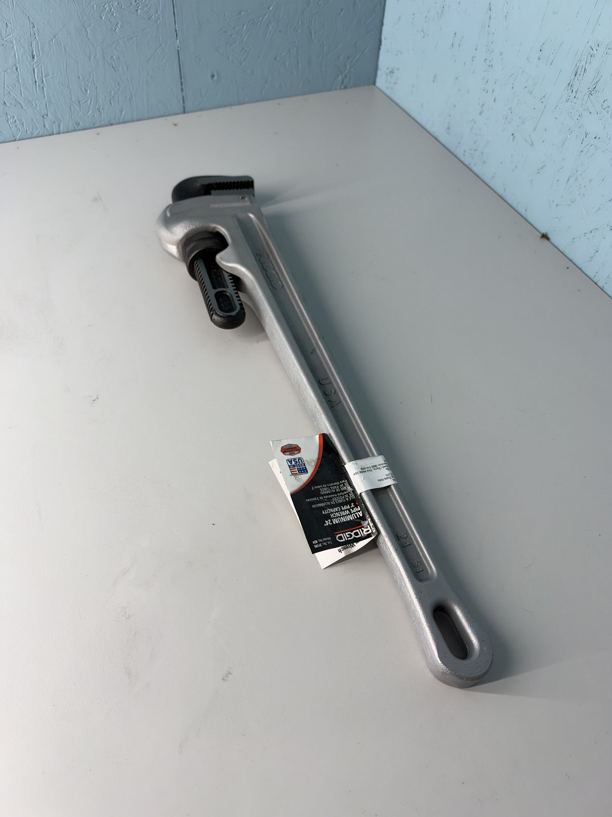 RIGID 31105 24" Pipe Wrench, 3" Pipe Capacity