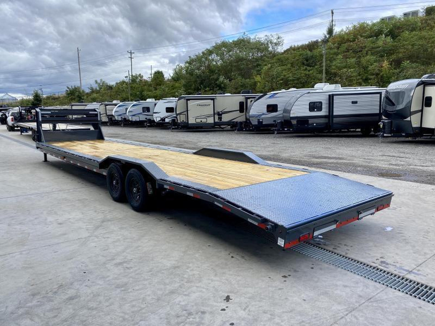 102"x40' Gooseneck Two Truck Hauler